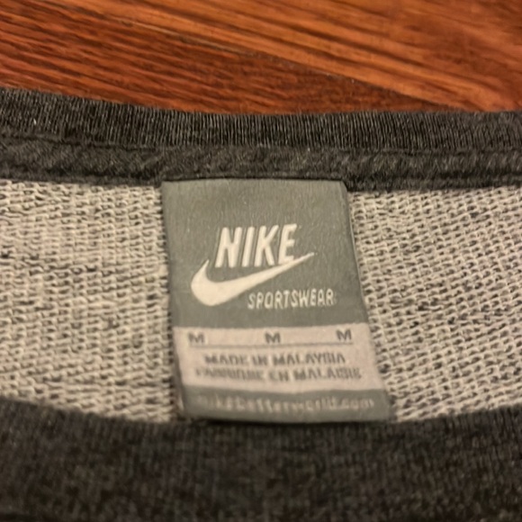 Nike Sweater - Picture 2 of 2
